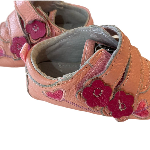 3-6m girl outfit bundle Tea, carters, outbaks leather shoes, 3 outfits mix&match - Picture 12 of 16